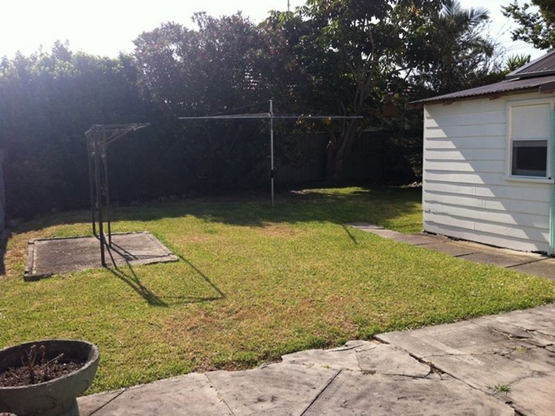 37 Henry Street, Belmont NSW 2280