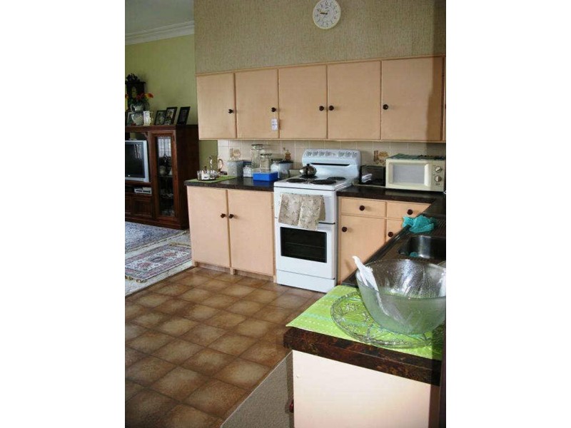 13 Buttaba Avenue, Belmont North NSW 2280