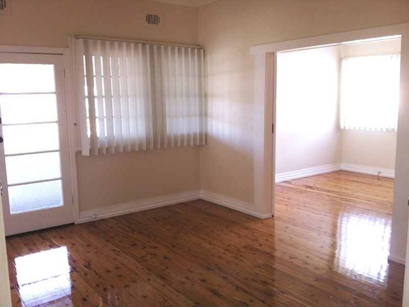 35 Deane Street, Belmont NSW 2280