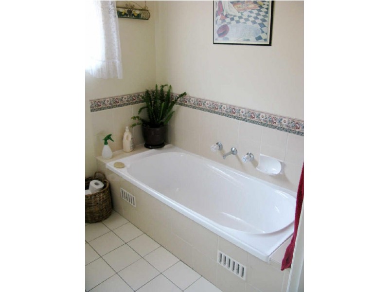 2/28 Emily Street, Marks Point NSW 2280