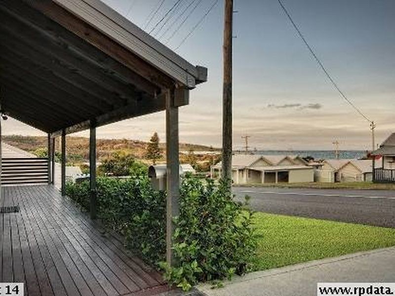 6 Clarke Street, Catherine Hill Bay NSW 2281