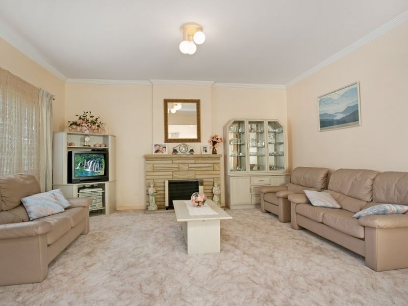 31 Henry Street, Belmont NSW 2280