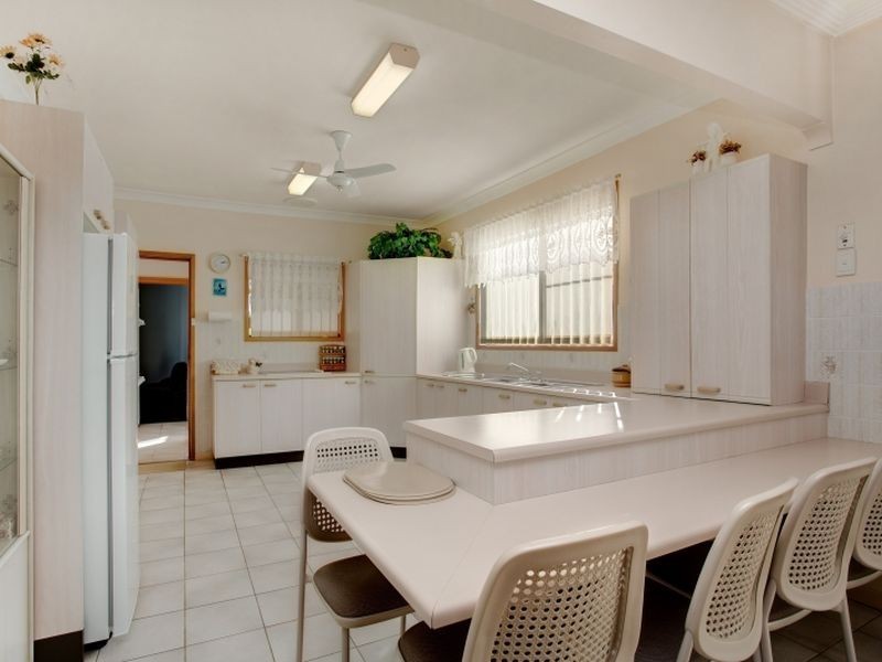 31 Henry Street, Belmont NSW 2280