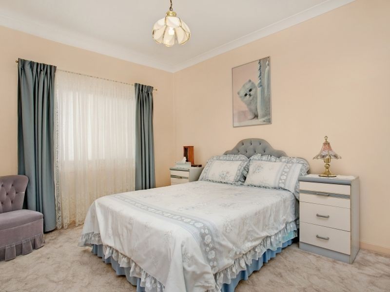 31 Henry Street, Belmont NSW 2280