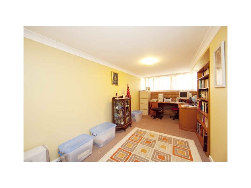 8 Coolac Close, Charlestown NSW 2290