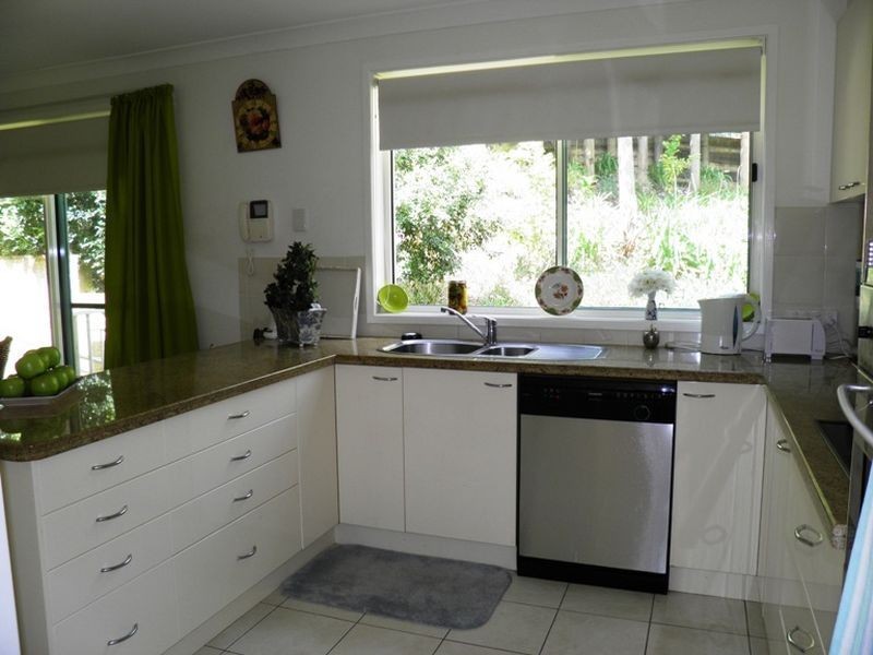 4/24 Bareki Road, Eleebana NSW 2282