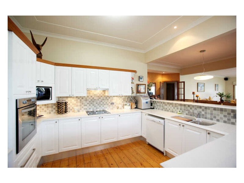 53 Walter Street, Belmont NSW 2280