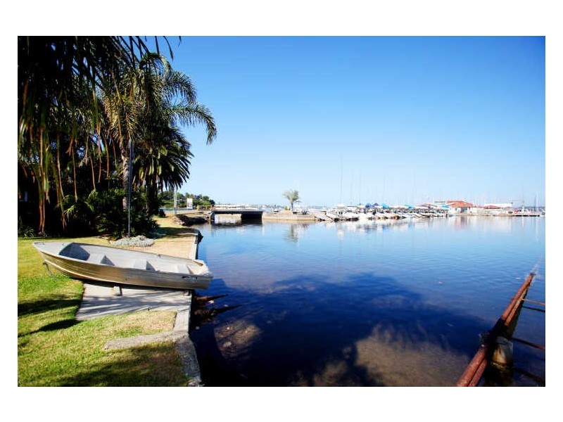53 Walter Street, Belmont NSW 2280
