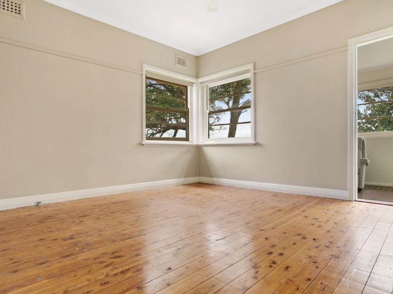 38 Vista Parade, Belmont NSW 2280