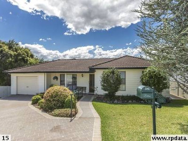 10 Corwen Close, Cardiff South NSW 2285