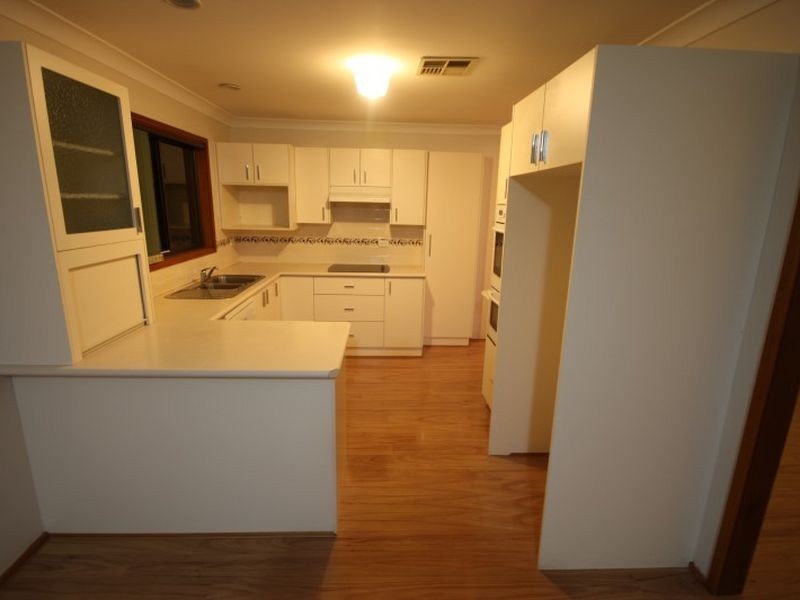 10 Corwen Close, Cardiff South NSW 2285