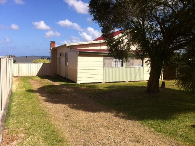 30 Crown Street, Belmont NSW 2280