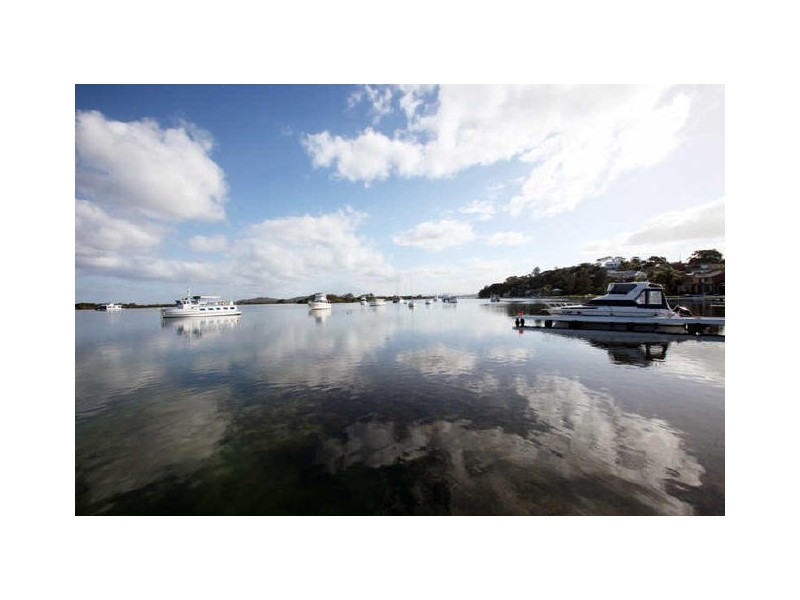 102 Marks Point Road, Marks Point NSW 2280