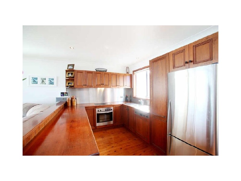 102 Marks Point Road, Marks Point NSW 2280