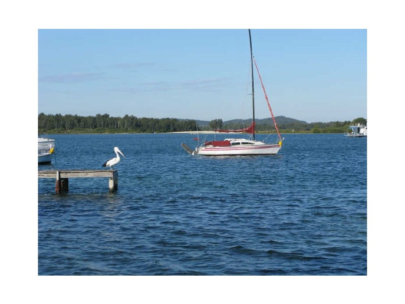 102 Marks Point Road, Marks Point NSW 2280