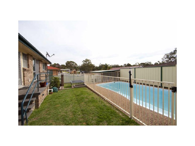 14 Piccadilly Close, Valentine NSW 2280