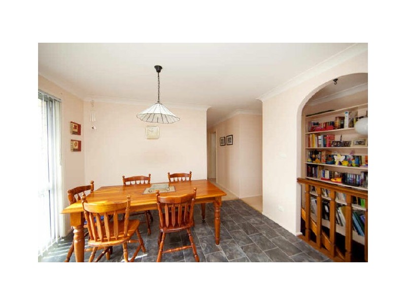 14 Piccadilly Close, Valentine NSW 2280