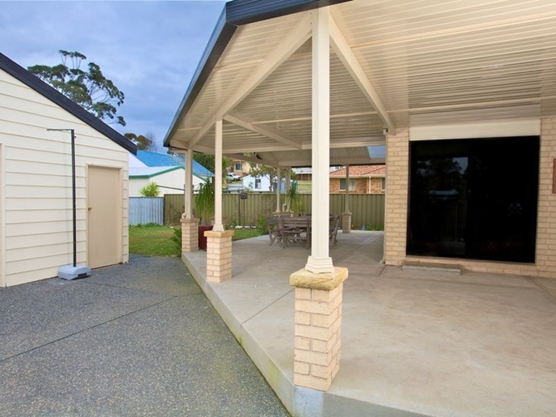 30 John Street, Belmont North NSW 2280
