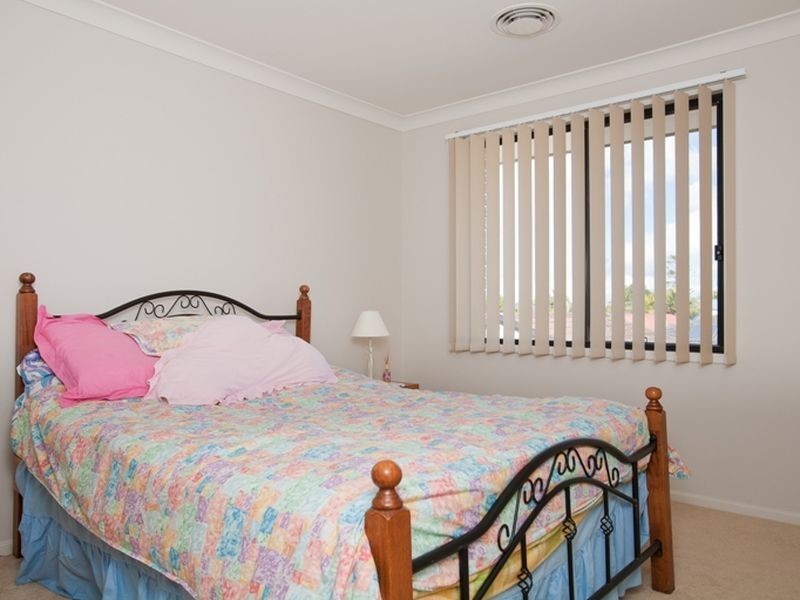 30 John Street, Belmont North NSW 2280