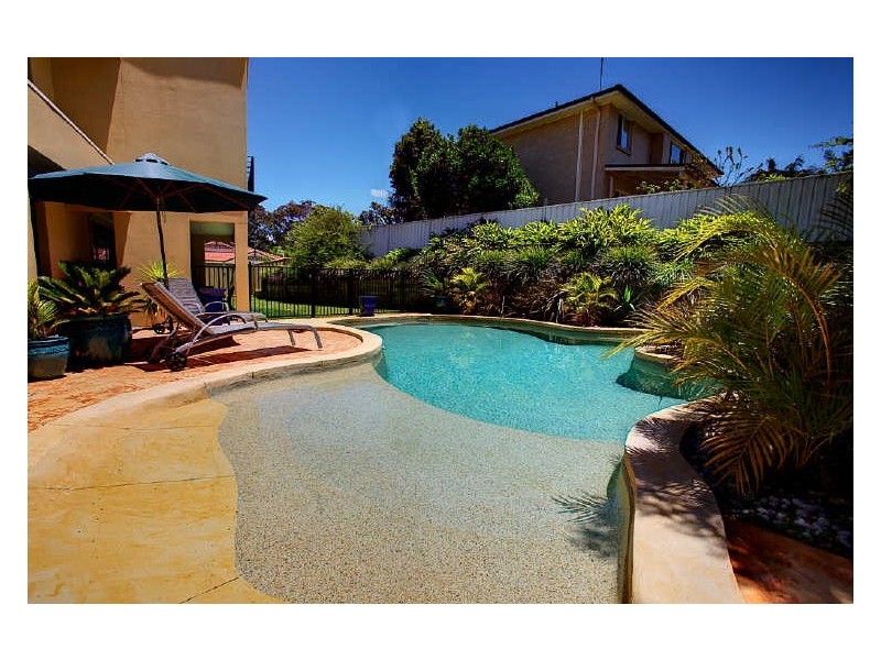 9 Dwyer Chase, Eleebana NSW 2282