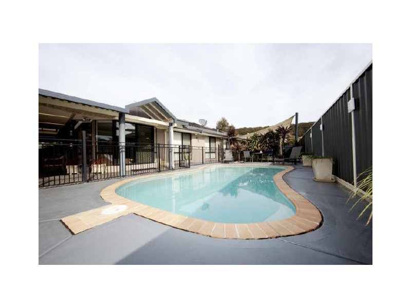 87 Crown Street, Belmont NSW 2280