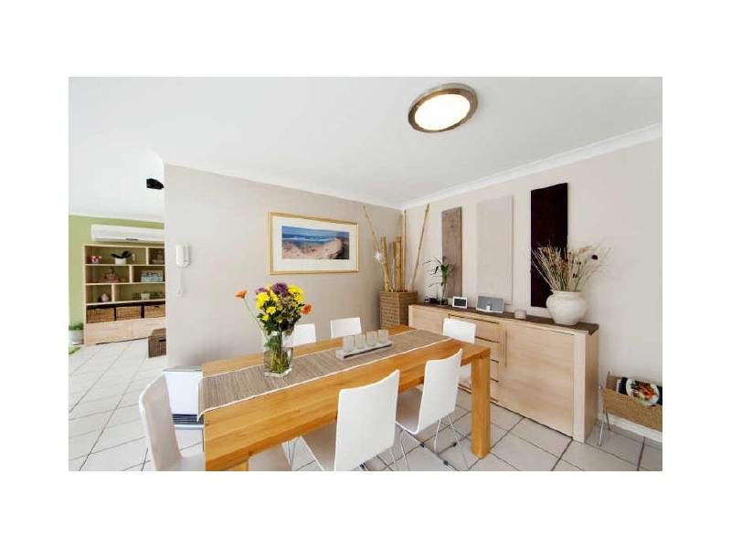 87 Crown Street, Belmont NSW 2280