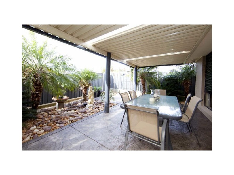 87 Crown Street, Belmont NSW 2280