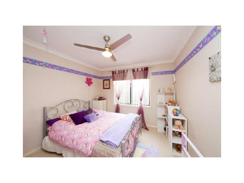 87 Crown Street, Belmont NSW 2280