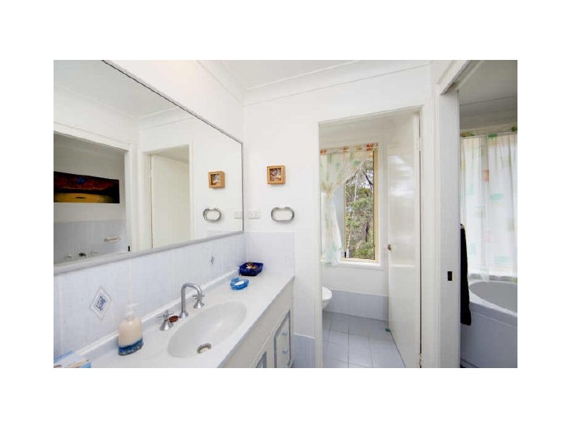 42 Imperial Close, Floraville NSW 2280