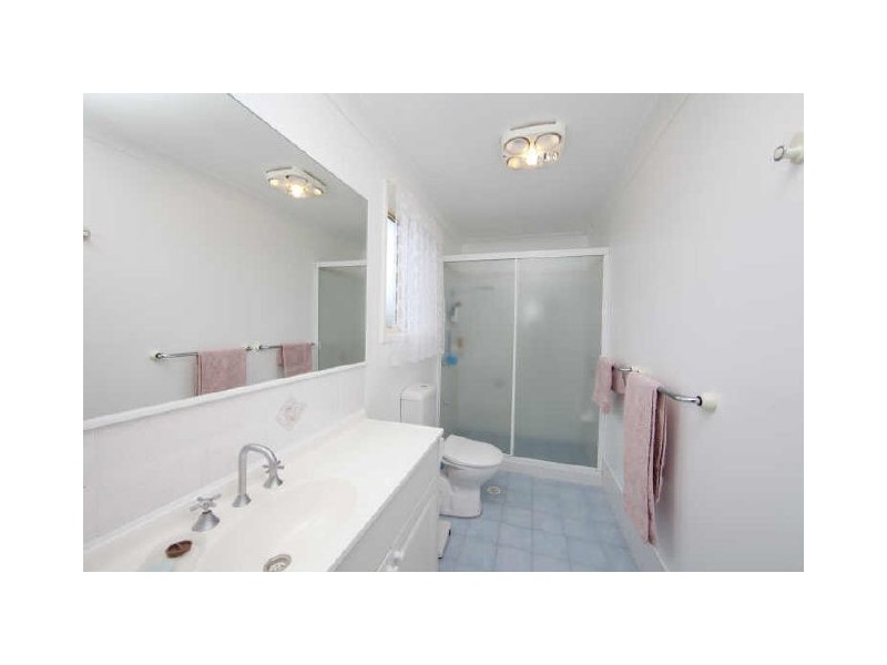 42 Imperial Close, Floraville NSW 2280