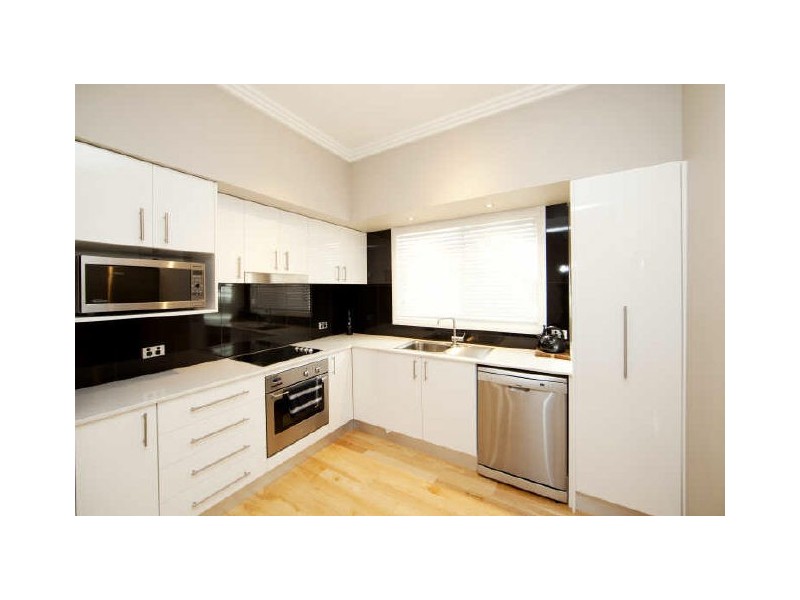 12 Henry Street, Belmont NSW 2280