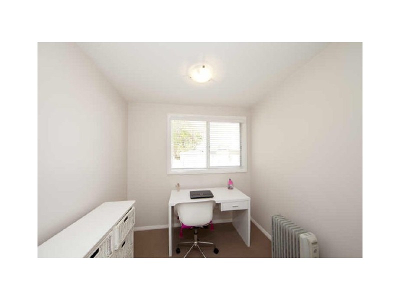 12 Henry Street, Belmont NSW 2280