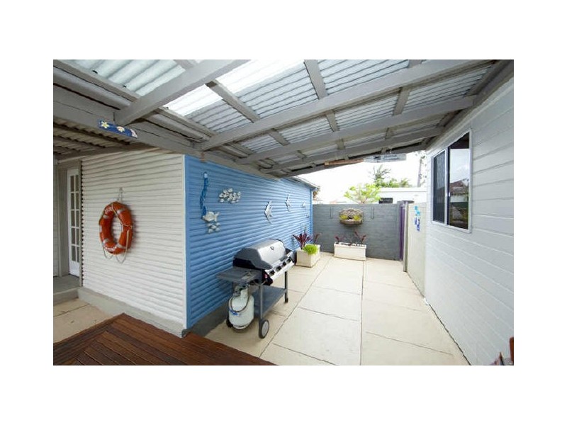 26 High Street, Belmont NSW 2280