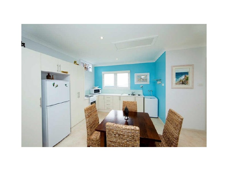 26 High Street, Belmont NSW 2280