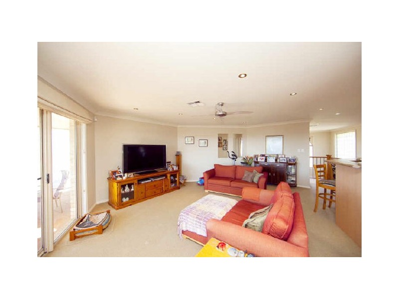 43 Ocean Street, Dudley NSW 2290