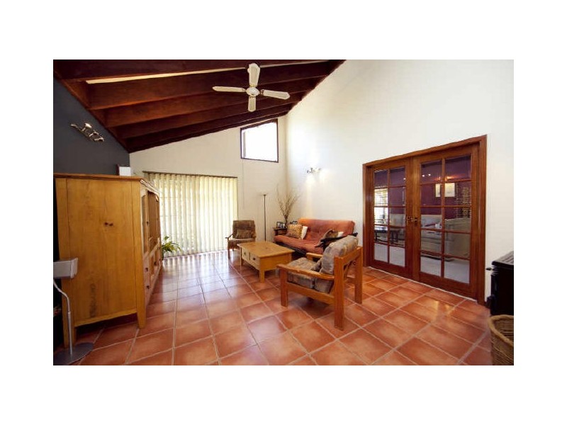 10 Neptune Place, Croudace Bay NSW 2280