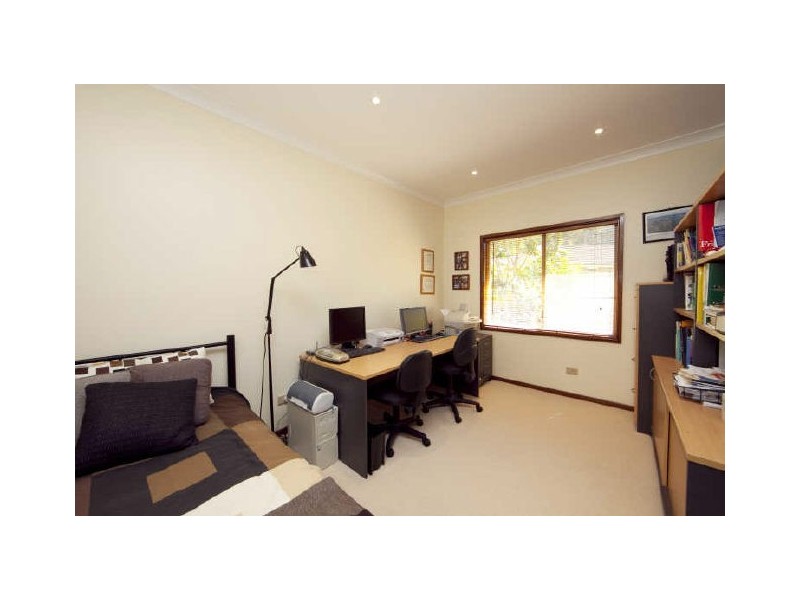 10 Neptune Place, Croudace Bay NSW 2280