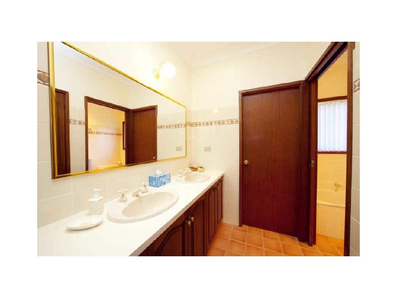 10 Neptune Place, Croudace Bay NSW 2280