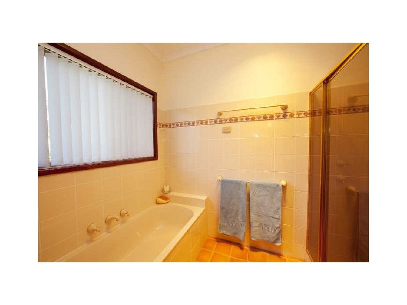 10 Neptune Place, Croudace Bay NSW 2280