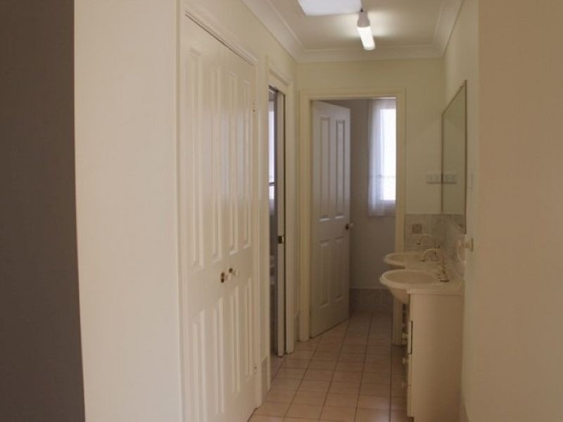 4a Monash Street, Belmont NSW 2280