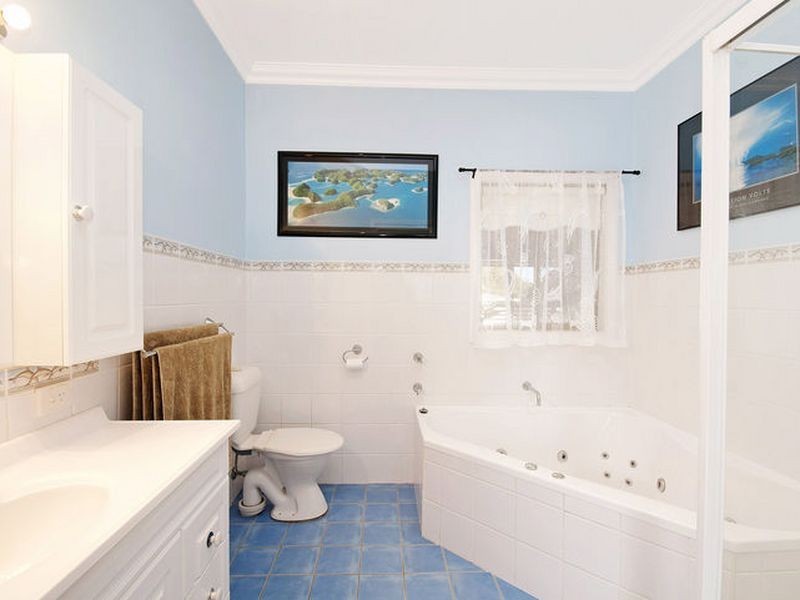 23 Margaret Street, Belmont North NSW 2280