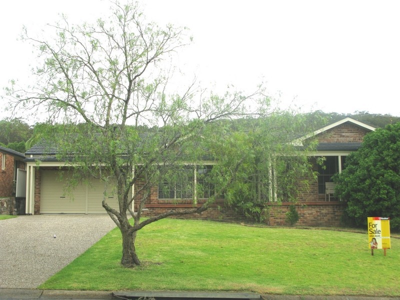 18 Trafalgar Crescent, Valentine NSW 2280