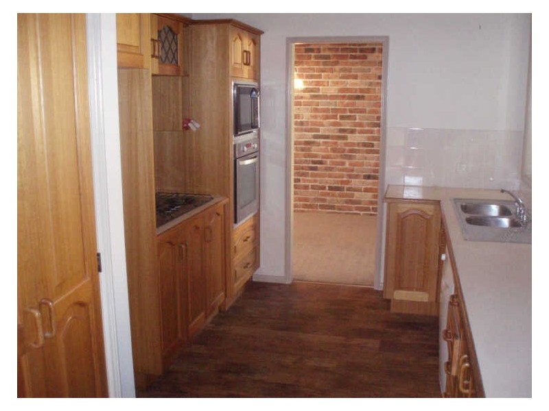 18 Trafalgar Crescent, Valentine NSW 2280