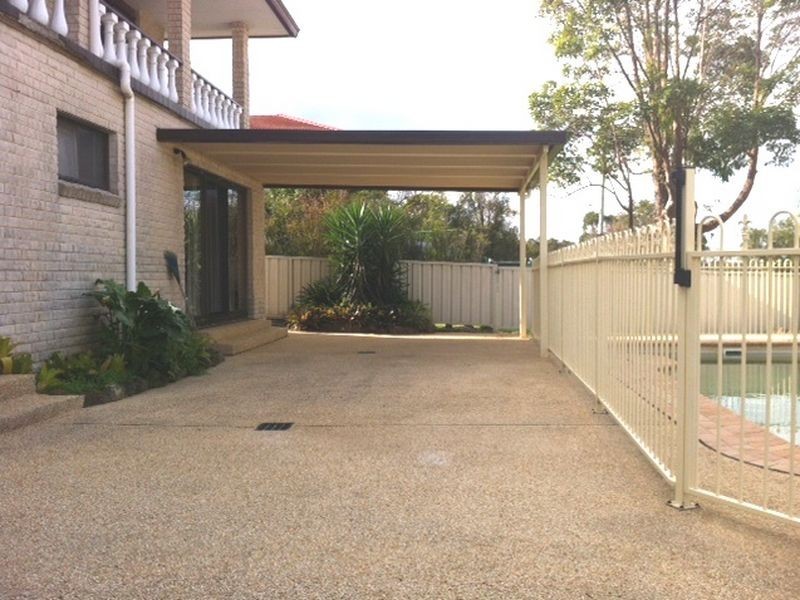 54 Andrew Rd, Valentine NSW 2280