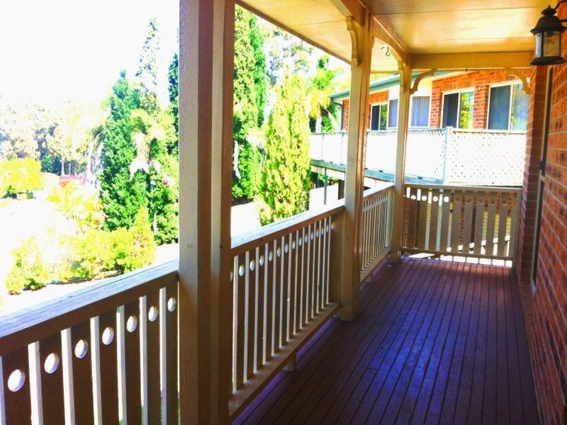 7 Genoa Close, Belmont NSW 2280