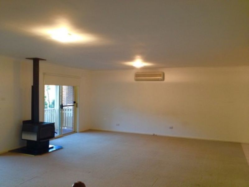 7 Genoa Close, Belmont NSW 2280