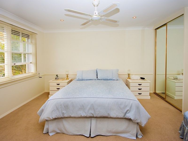 6 Clare Close, Eleebana NSW 2282
