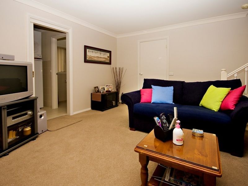 6 Clare Close, Eleebana NSW 2282