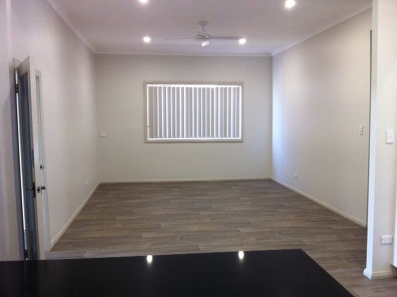 1 Robert Street, Belmont South NSW 2280