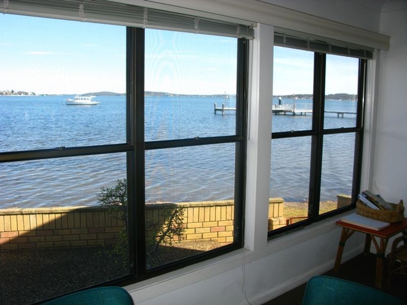 32 Ross Street, Belmont NSW 2280